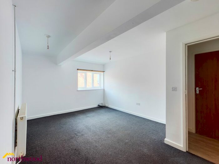 1 Bedroom Flat To Rent In South Street, Banbury, OX16