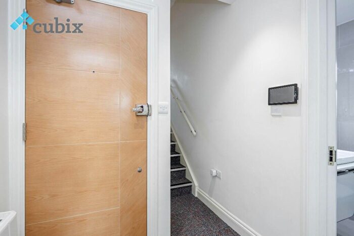 1 Bedroom Flat To Rent In Portland Road, London, SE25
