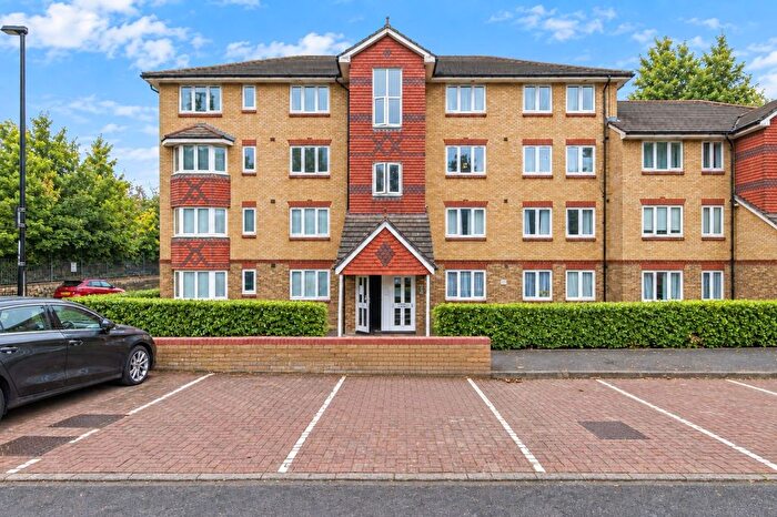 1 Bedroom Flat For Sale In Muggeridge Close, South Croydon, CR2