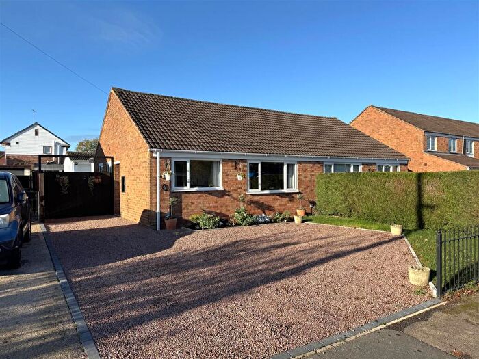 3 Bedroom Semi-Detached Bungalow For Sale In Compton Close, Corse, GL19