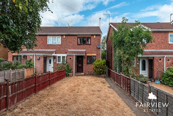 2 Bedroom End Of Terrace House For Sale In Oxclose Lane, Arnold, NG5