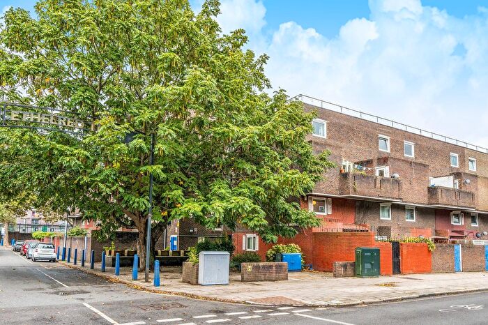 3 Bedroom Flat To Rent In Groome House, Black Prince Road, SE11