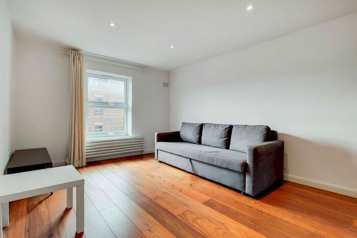 1 Bedroom Flat To Rent In John Rennie Walk, Wapping, London, E1W