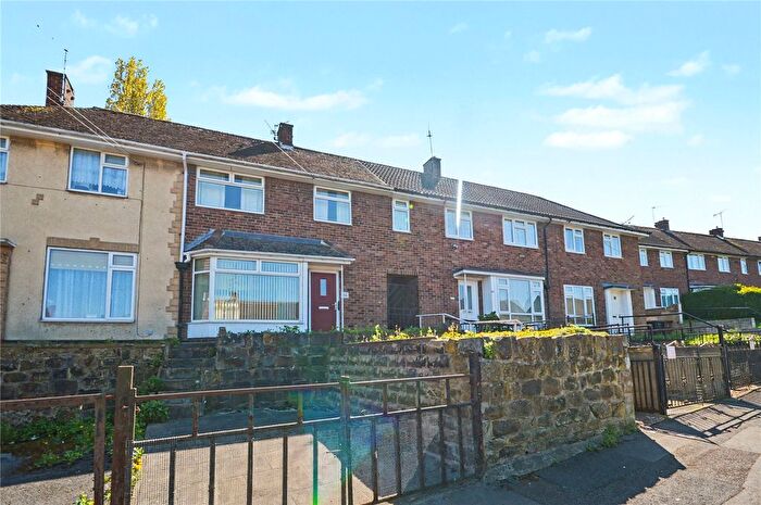 3 Bedroom Terraced House For Sale In Newhall Crescent, Leeds, West Yorkshire, LS10