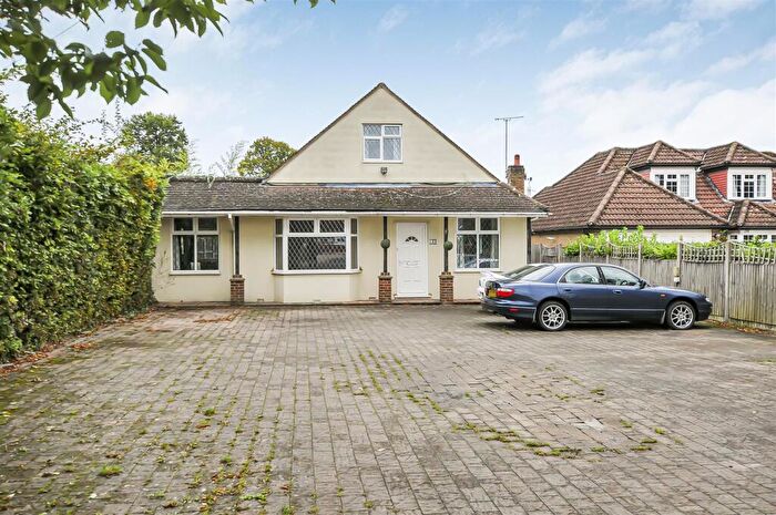 5 Bedroom Detached House For Sale In Mount Pleasant Lane, Bricket Wood, St. Albans, AL2
