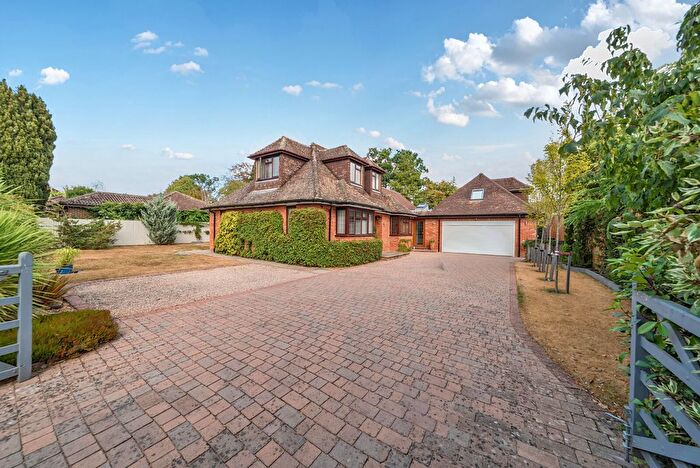 4 Bedroom Bungalow For Sale In Tuckers Drive, Cranleigh, GU6