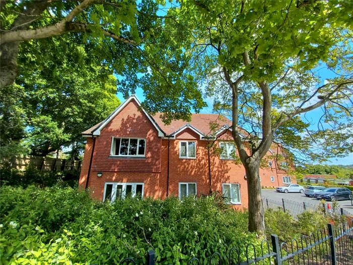 2 Bedroom Apartment To Rent In Shooters Hill, Sutton Coldfield, West Midlands, B72