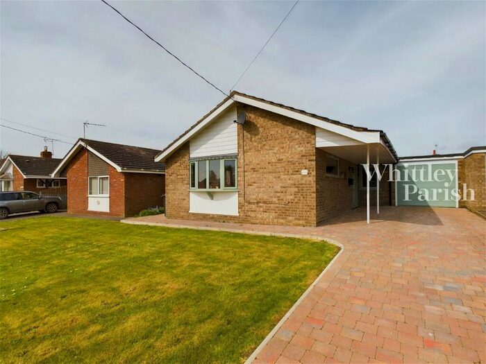 4 Bedroom Detached Bungalow For Sale In Station Road, Pulham St Mary, IP21