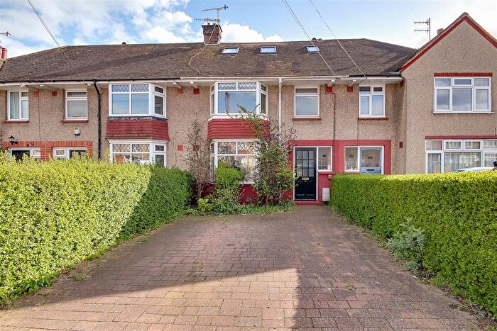 4 Bedroom Terraced House For Sale In Goldsmith Road, Broadwater, BN14