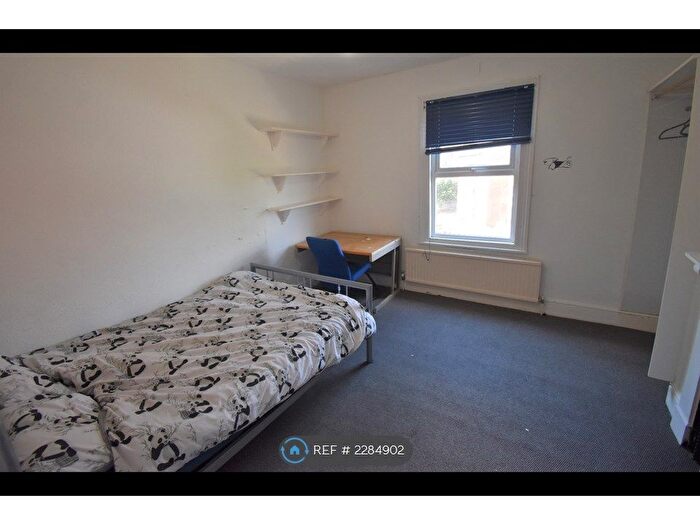 5 Bedroom Terraced House To Rent In Addington Road, Reading, RG1