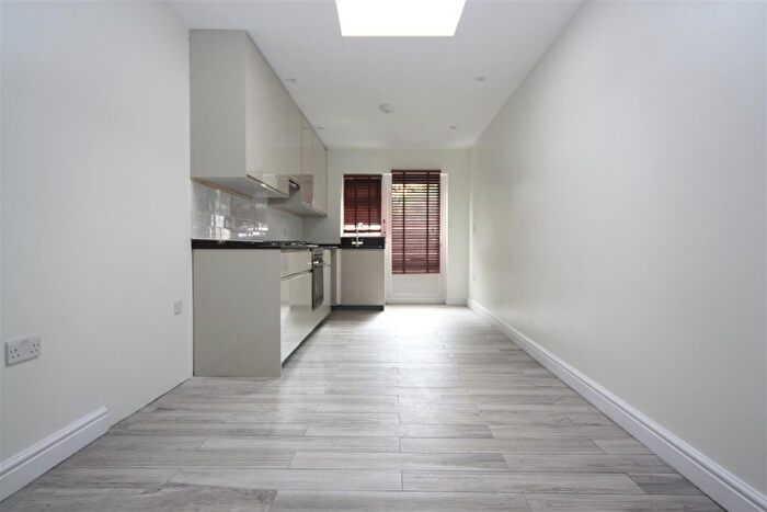 2 Bedroom Property To Rent In Greenford Road, Greenford, UB6