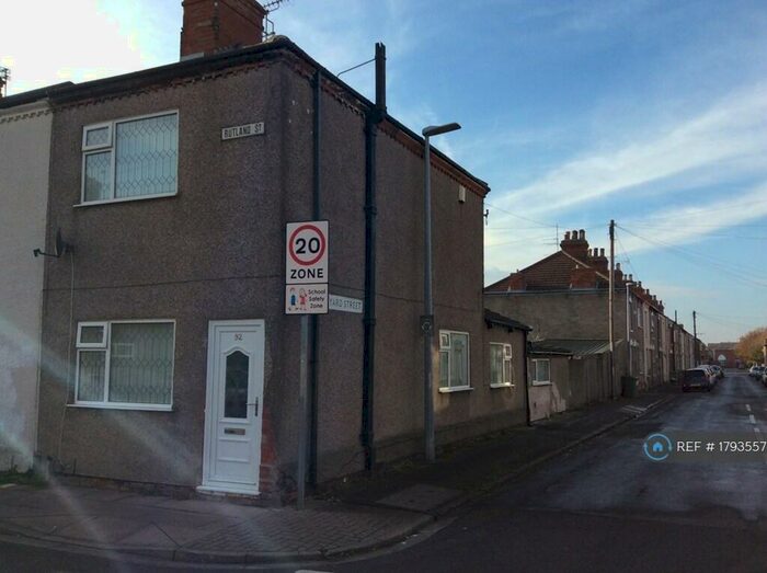 3 Bedroom End Of Terrace House To Rent In Rutland Street, Grimsby, DN32
