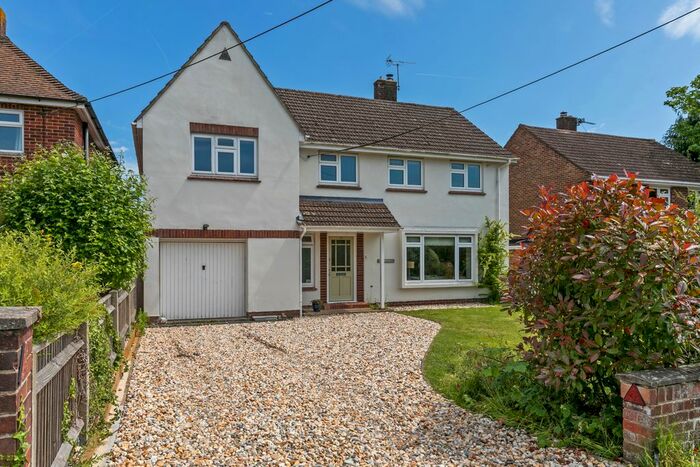 4 Bedroom Detached House To Rent In Olivers Battery Road South, Winchester, SO22