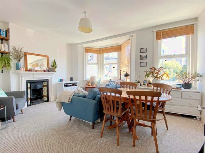 2 Bedroom Flat To Rent In Leighton Road - Quiet Location, BN3