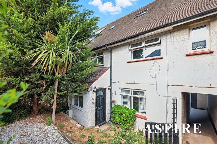 5 Bedroom Terraced House For Sale In Truro Road, Gravesend, DA12