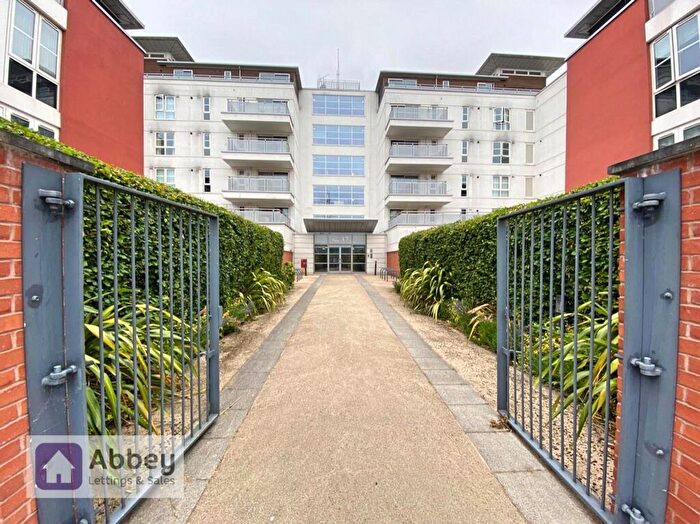 1 Bedroom Apartment To Rent In Watkin Road, Leicester, LE2