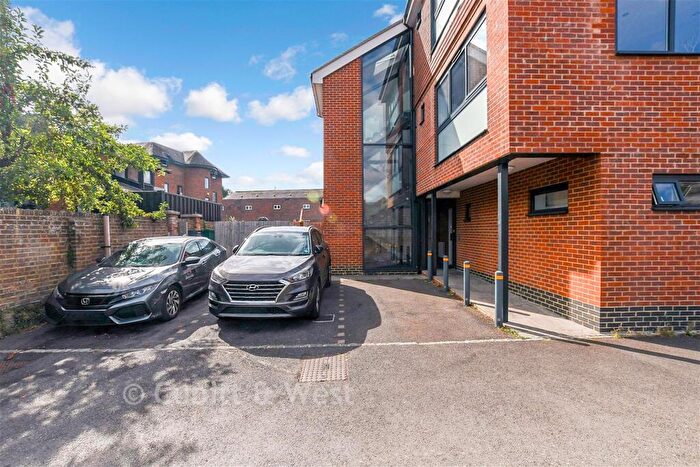 2 Bedroom Apartment For Sale In South Street, Dorking, Surrey, RH4