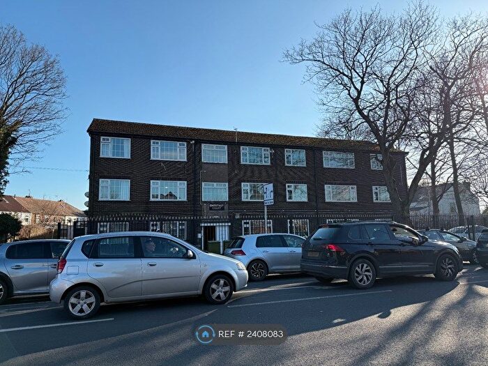 2 Bedroom Flat To Rent In Liverpool Road, Widnes, WA8