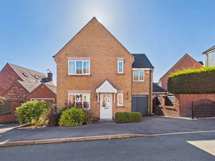 4 Bedroom Detached House For Sale In Chedington Avenue, Mapperley, Nottingham, NG3