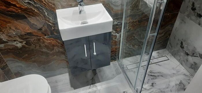 Studio To Rent In Burnley Road, London, NW10