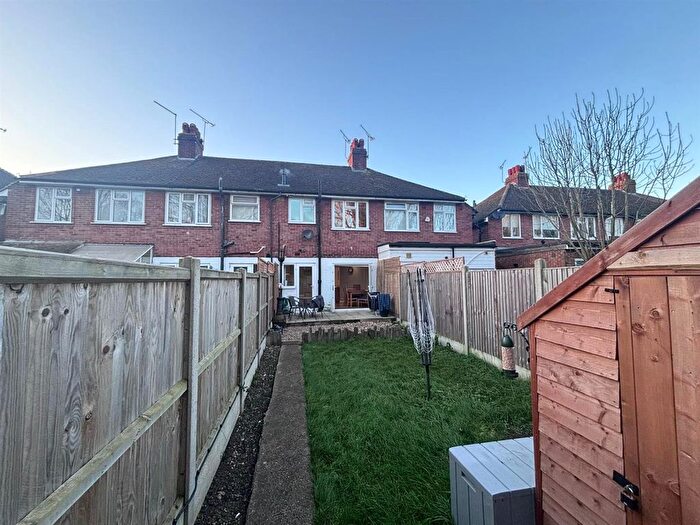 2 Bedroom Property To Rent In St. Stephens Road, Canterbury, CT2