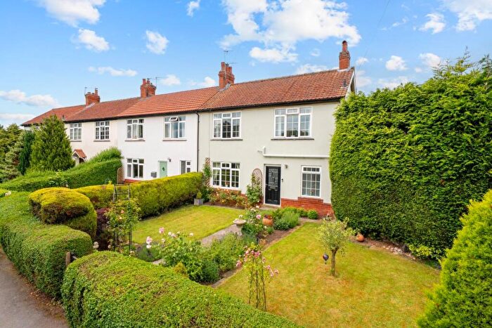 3 Bedroom End Of Terrace House For Sale In Clive Road, Spofforth, Harrogate, HG3
