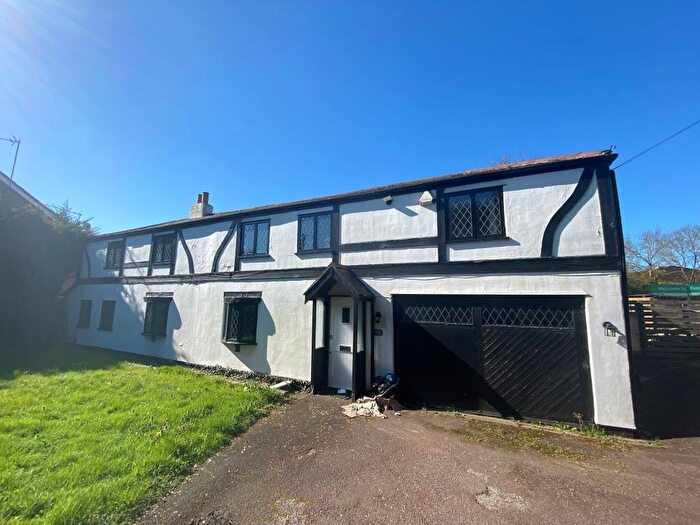 4 Bedroom Detached House For Sale In Swallow Street, Iver, Buckinghamshire, SL0