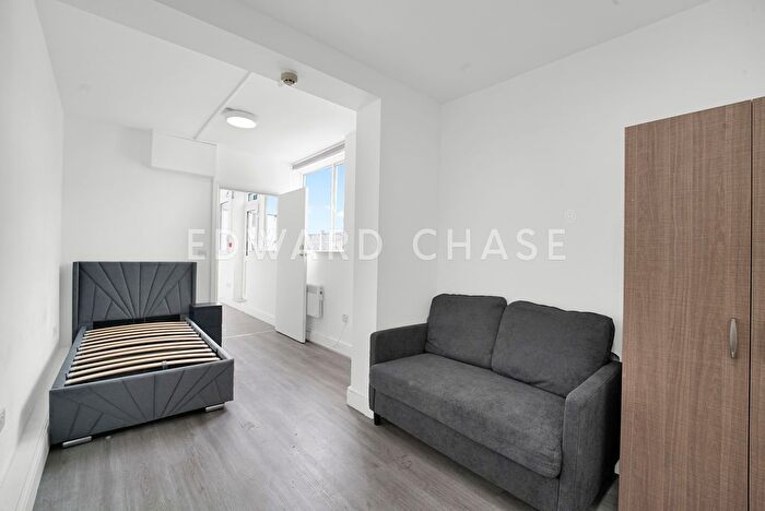 Property To Rent In , IG1