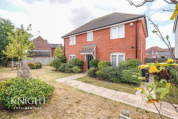 4 Bedroom Detached House For Sale In Pippin Way, Alresford, Colchester, CO7