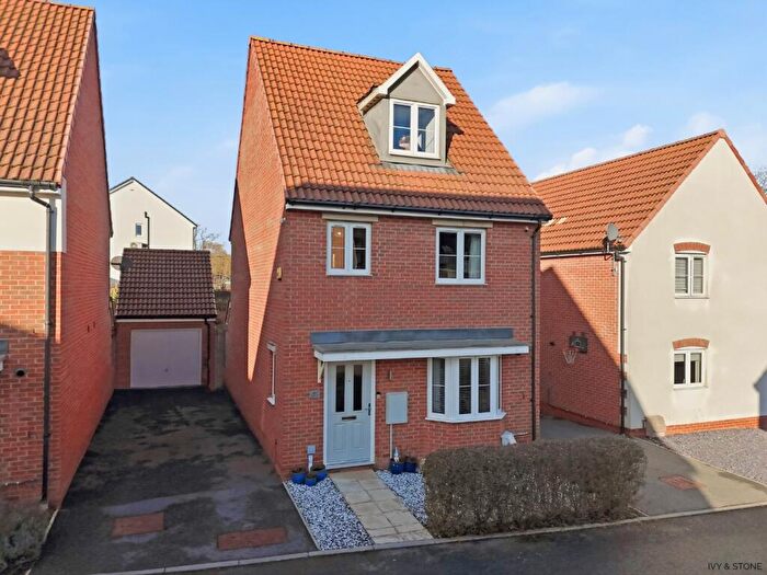 4 Bedroom Detached House For Sale In Felsted, Dunmow, Essex, CM6