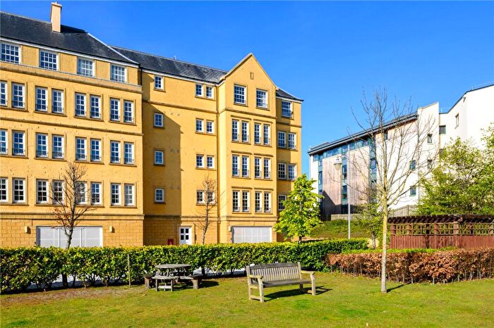 3 Bedroom Apartment For Sale In Adamson Court, St. Andrews, Fife, KY16