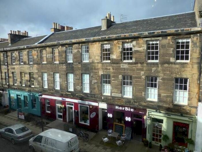 2 Bedroom Flat To Rent In William Street, Edinburgh, EH3