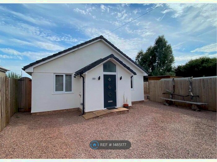 3 Bedroom Bungalow To Rent In Crossway, Rogiet, Caldicot, NP26