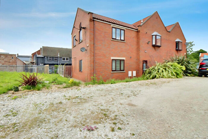 1 Bedroom Flat To Rent In Church Street, Thorne, DN8