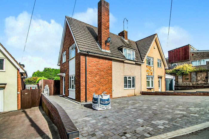 3 Bedroom Semi-Detached House To Rent In Bushey Fields Road, Dudley, West Midlands, DY1