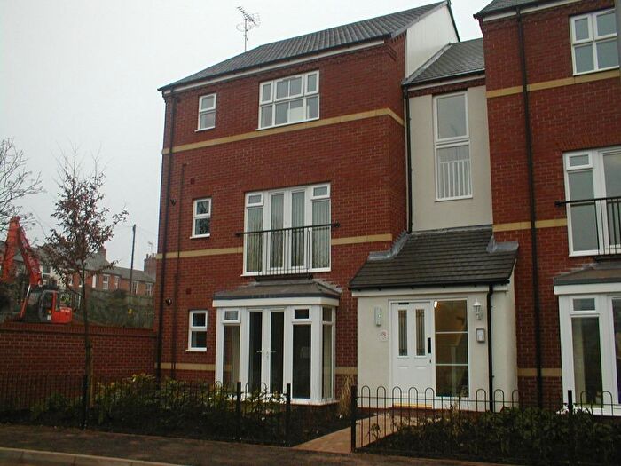 2 Bedroom Flat To Rent In Huxley Court, Stratford-upon-Avon, CV37
