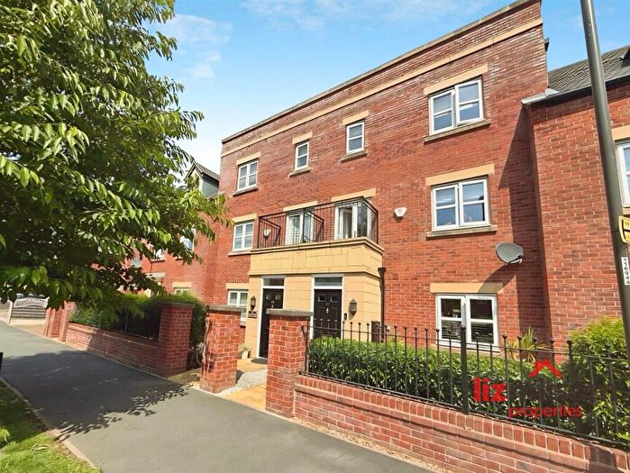3 Bedroom Terraced House For Sale In Cobblestone Drive, Swadlincote, DE11