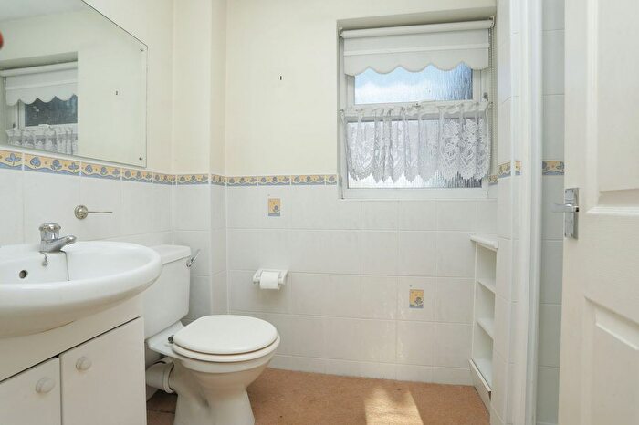3 Bedroom Terraced House For Sale In Station Road, Westgate-On-Sea, CT8