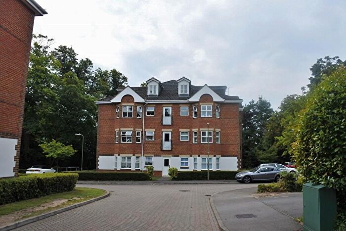 1 Bedroom Flat To Rent In Regent Court, Norn Hill, Basingstoke, RG21