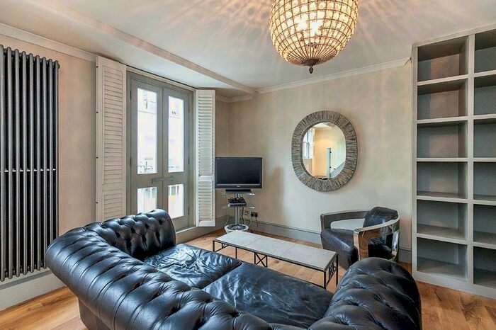 2 Bedroom Property To Rent In Alba Place, Notting Hill Gate, W11