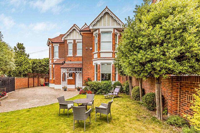 6 Bedroom Detached House For Sale In Craneswater Park, Southsea, PO4