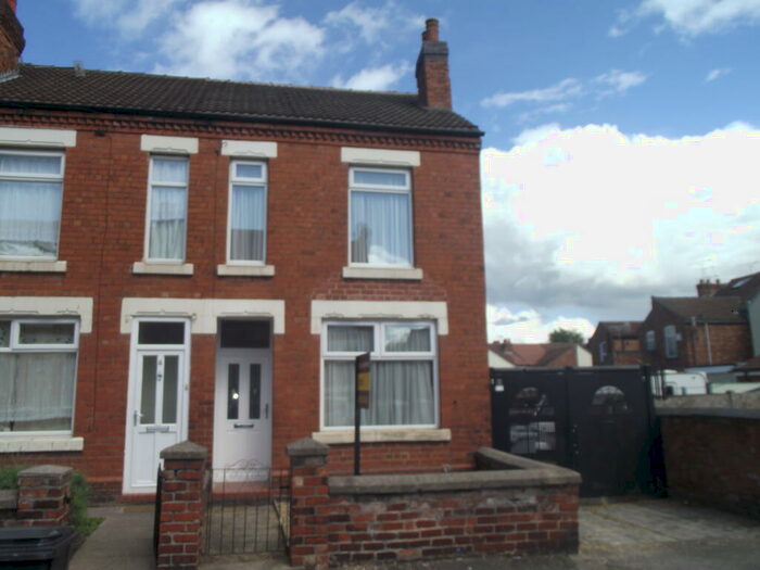 3 Bedroom End Of Terrace House To Rent In Timbrell Avenue, Crewe, CW1