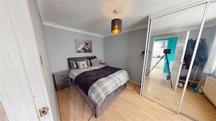 1 Bedroom Bungalow For Sale In Greenfinch Close, Washington, NE38