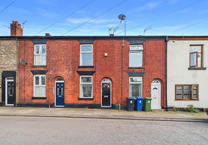 2 Bedroom Terraced House For Sale In Astley Street, Dukinfield, Greater Manchester, SK16