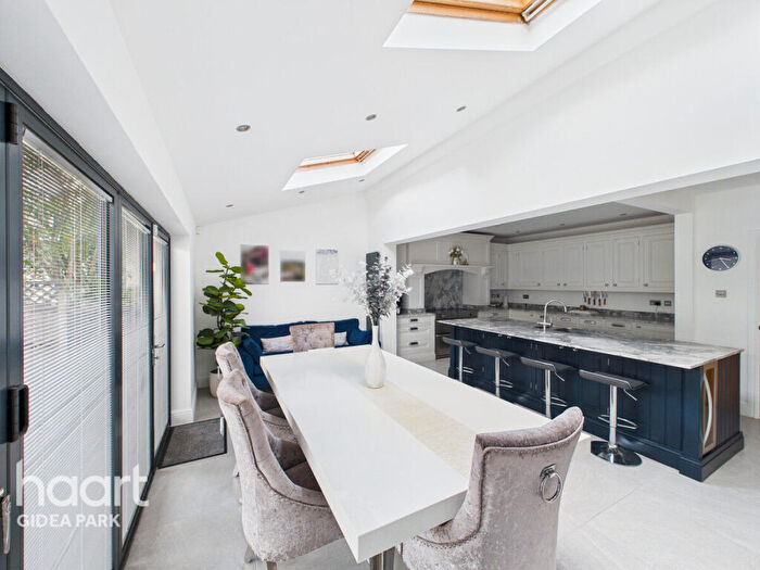 4 Bedroom Semi-Detached House For Sale In Western Avenue, Gidea Park, RM2