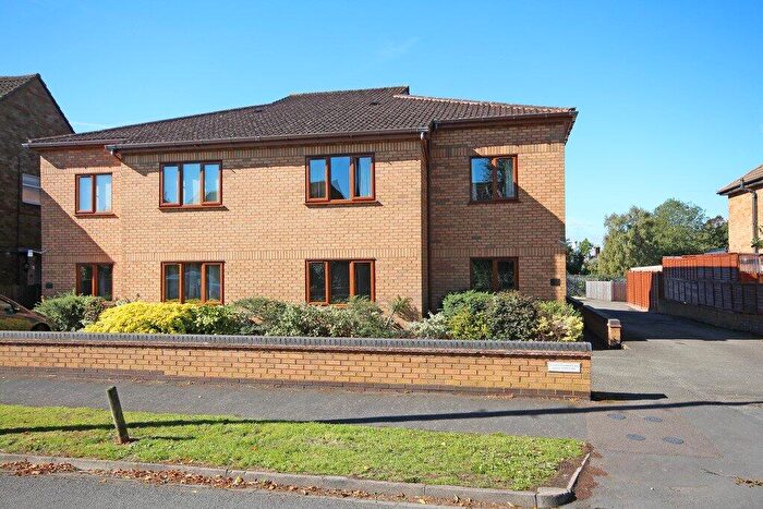 1 Bedroom Apartment To Rent In Acacia Road, Leamington Spa, Warwickshire, CV32