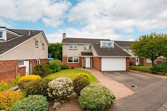 5 Bedroom House For Sale In Newmills Crescent, Balerno, EH14