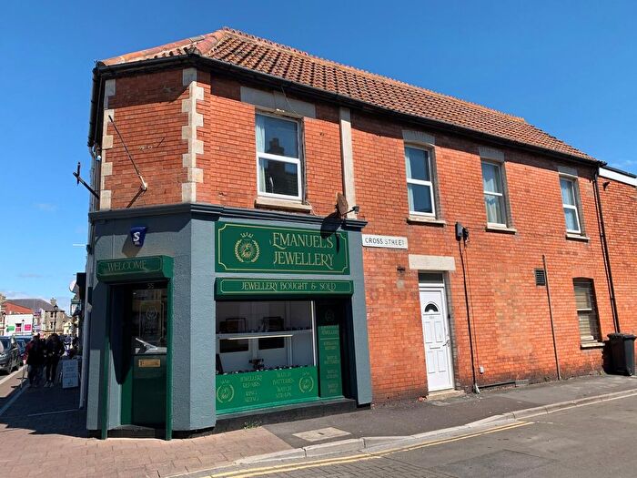 2 Bedroom Flat For Sale In High Street, Burnham-On-Sea, TA8