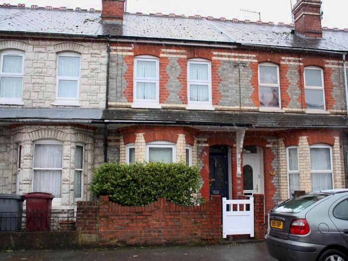 2 Bedroom Terraced House To Rent In Curzon Street, Reading, RG30
