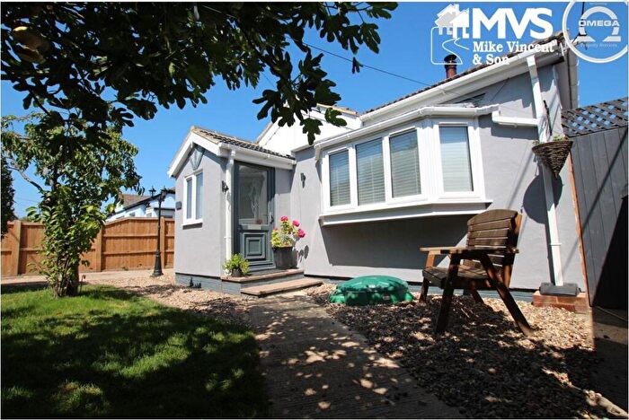 3 Bedroom Bungalow For Sale In Seaview Parade, St Osyth Beach, CO16